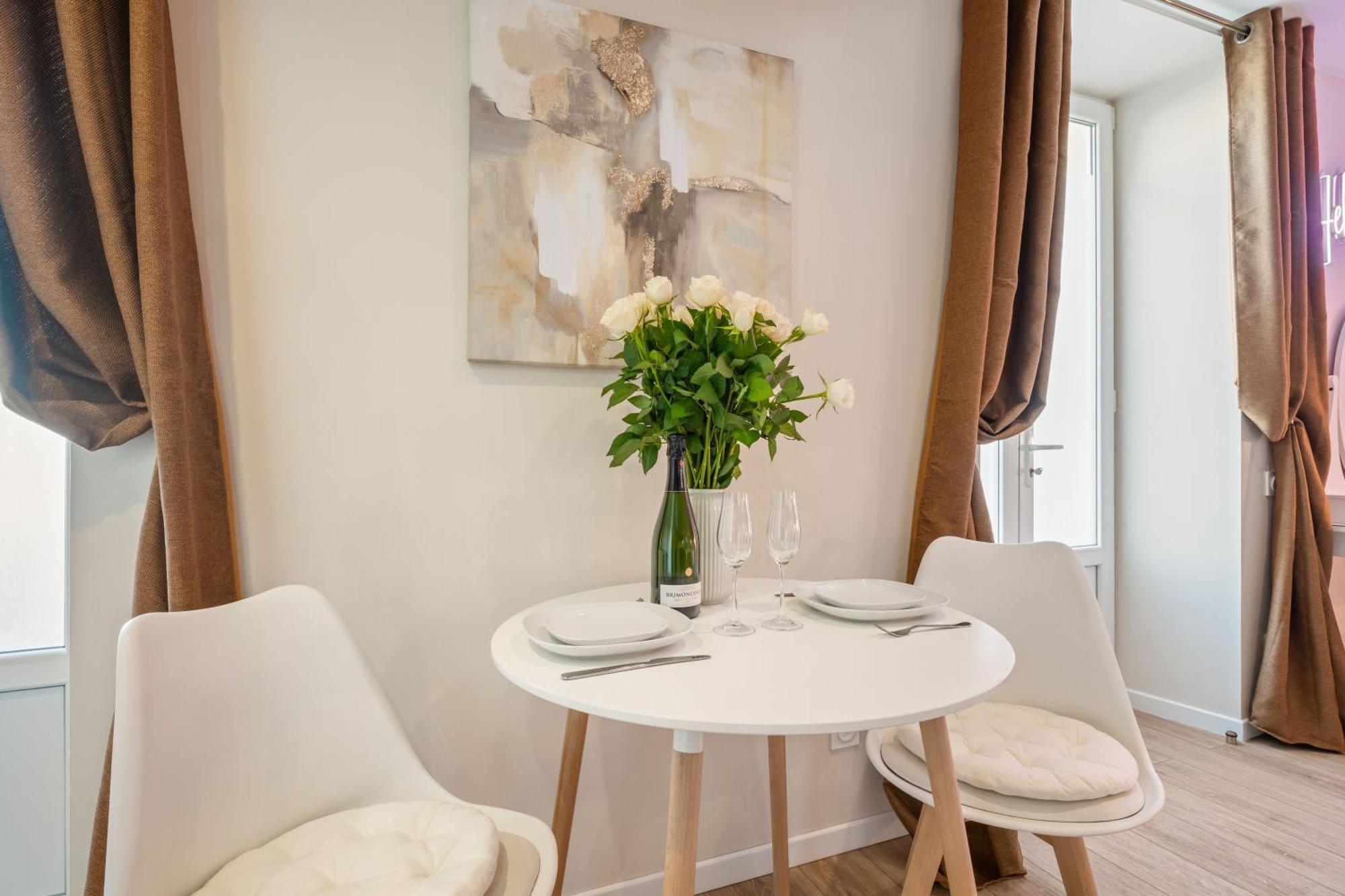 Nice Renting - Love Room Massena - Luxe Room - Jacuzzi - Terrace - King Bed - Ac Εξωτερικό φωτογραφία